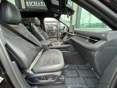 Used 2026 Ford Explorer Tremor w/ Tremor Ultimate Package AWD/4WD image 23