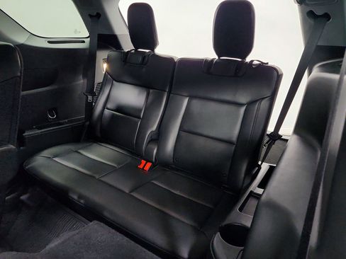 Used 2024 Ford Explorer Limited w/ Limited Technology Package image 34