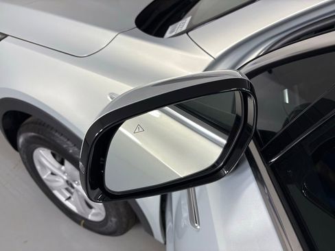 New 2026 Kia Sorento LX image 13