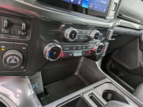 Used 2022 Ford F150 XLT w/ Equipment Group 302A High image 21