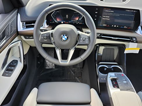New 2026 BMW X1 xDrive28i w/ Technology Package image 13