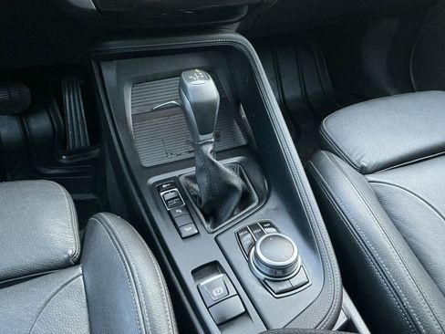 Used 2018 BMW X1 xDrive28i AWD/4WD image 12