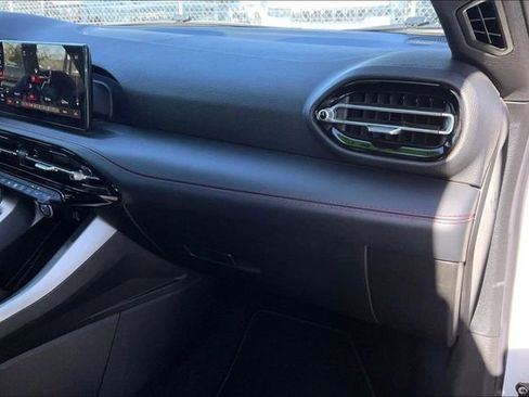 Used 2024 Dodge Hornet GT AWD/4WD image 16