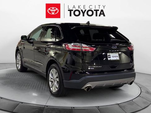 Used 2024 Ford Edge Titanium image 3