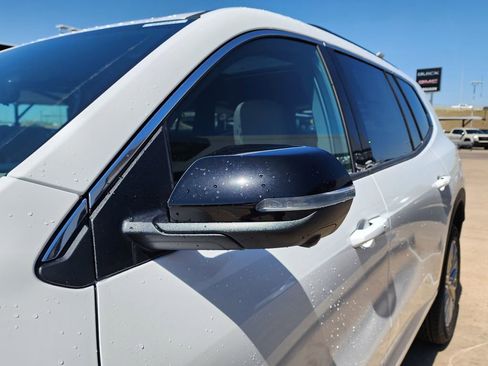 New 2026 GMC Acadia Elevation image 12