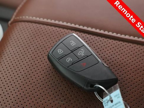 Used 2025 GMC Sierra 1500 Denali Ultimate image 3