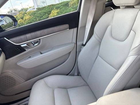 Certified 2023 Volvo S90 B6 Plus AWD/4WD image 23