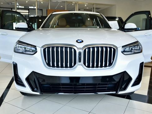 Used 2023 BMW X3 xDrive30i w/ M Sport Package AWD/4WD image 2