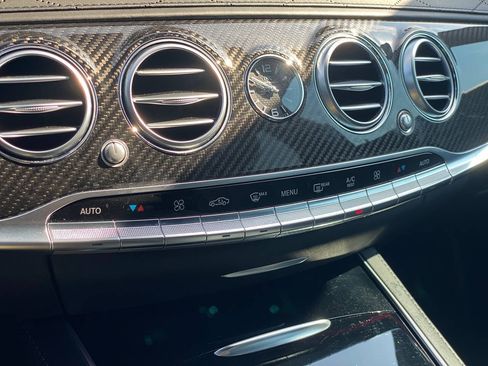 Used 2018 Mercedes-Benz S 63 AMG S 4MATIC Sedan image 27