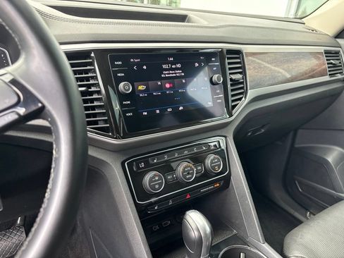 Used 2019 Volkswagen Atlas SEL Premium AWD/4WD image 8