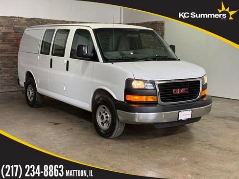 Used 2016 GMC Savana 2500 RWD image 1