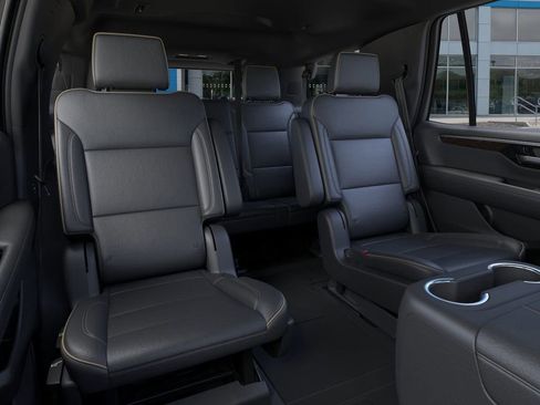 New 2026 Chevrolet Tahoe Premier w/ Sun And Tow Package AWD/4WD image 17