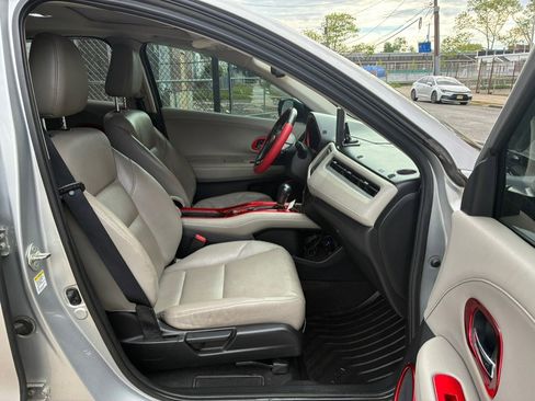 Used 2016 Honda HR-V EX-L image 16