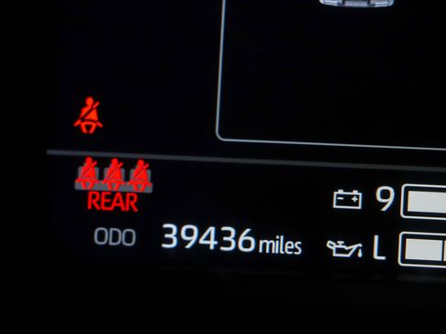 Used 2024 Toyota Tundra Limited image 16