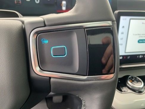 New 2025 Ford Expedition Max Platinum w/ Driver's Package image 14