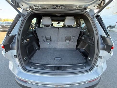 New 2025 Jeep Grand Cherokee L Limited w/ Luxury Tech Group II image 21