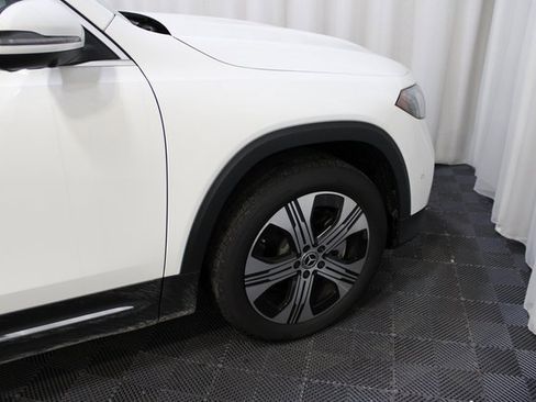 New 2024 Mercedes-Benz EQB 300 4MATIC image 12