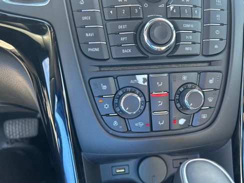 Used 2016 Buick Cascada Premium image 33