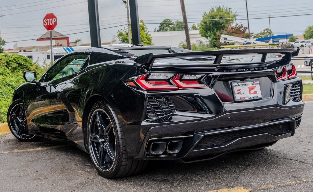 Used 2025 Chevrolet Corvette Stingray Premium Conv w/ Z51 Performance Package RWD image 22