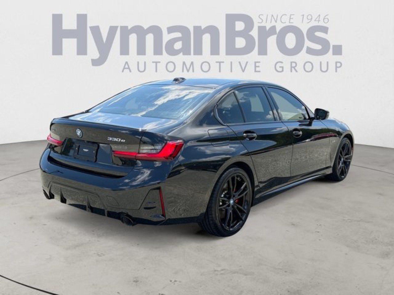 Used 2023 BMW 330e xDrive w/ M Sport Package AWD/4WD image 3