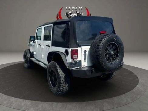 Used 2014 Jeep Wrangler Unlimited Sport w/ Quick Order Package 24S AWD/4WD image 4