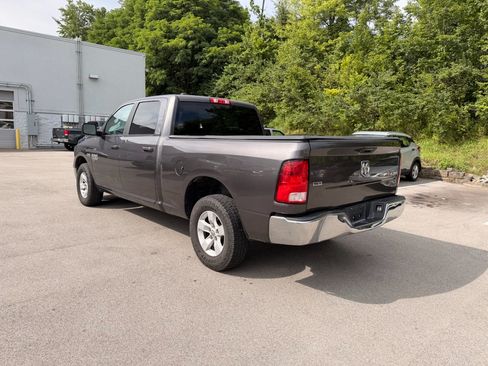 Used 2021 RAM 1500 Classic SLT AWD/4WD image 5