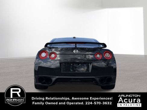 Used 2015 Nissan GT-R Black Edition AWD/4WD image 4