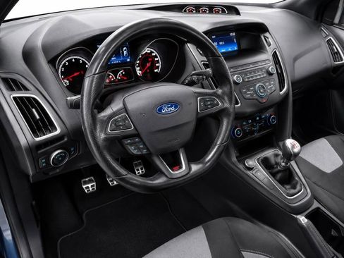 Used 2018 Ford Focus ST FWD image 26