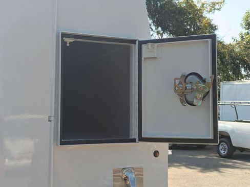 New 2025 GMC Savana 3500 w/ Power Convenience Package image 18