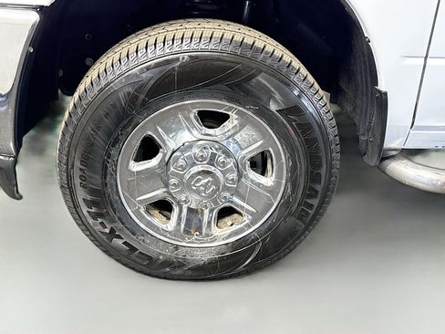 Used 2021 RAM 2500 Tradesman w/ Chrome Appearance Group image 38