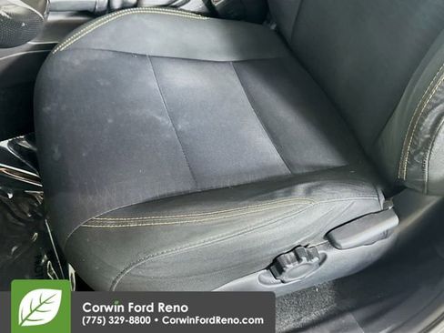 Used 2016 Toyota Tacoma SR5 w/ SR5 Appearance Package (DN) image 19