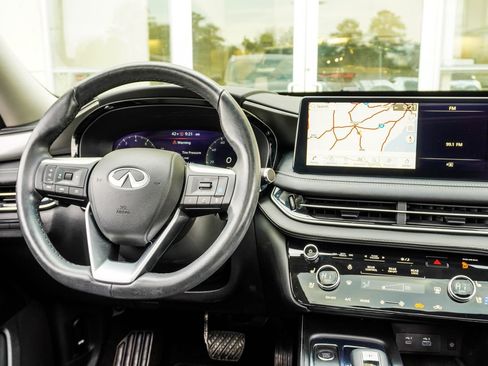 Used 2023 INFINITI QX60 Luxe FWD image 16