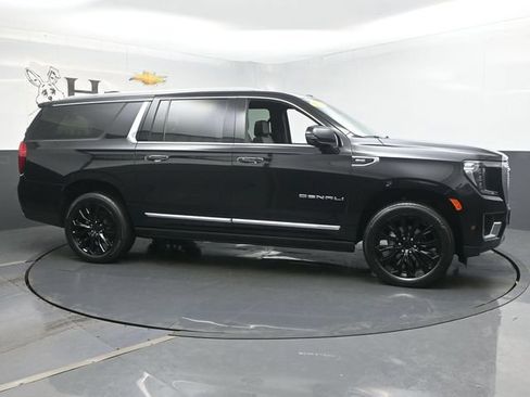 Certified 2023 GMC Yukon XL Denali AWD/4WD image 1