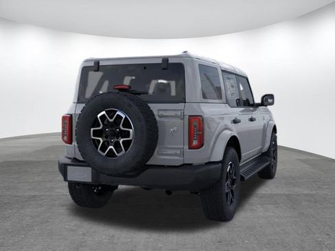 New 2026 Ford Bronco Outer Banks AWD/4WD image 8