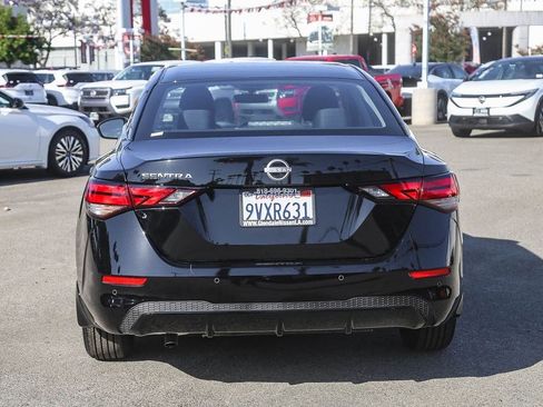 Certified 2025 Nissan Sentra S FWD image 7