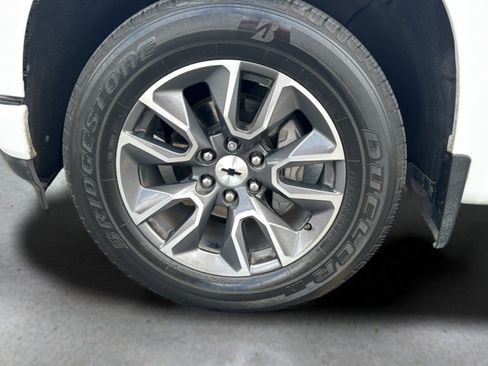 Used 2021 Chevrolet Silverado 1500 RST w/ Convenience Package II RWD image 18