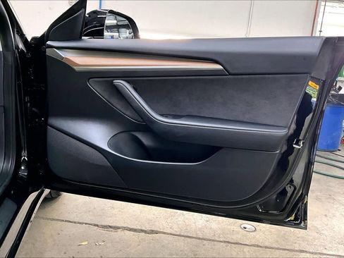 Used 2022 Tesla Model 3 image 27