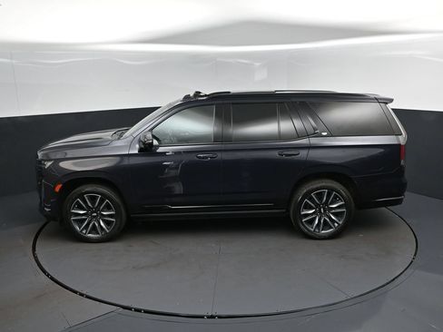 Used 2022 Cadillac Escalade Sport w/ Touring Package AWD/4WD image 32