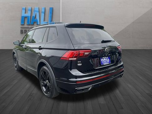 Certified 2024 Volkswagen Tiguan SE R-Line FWD image 4