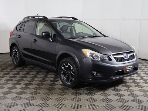 Used 2013 Subaru Crosstrek 2.0i Premium w/ Popular Pkg 2 image 2