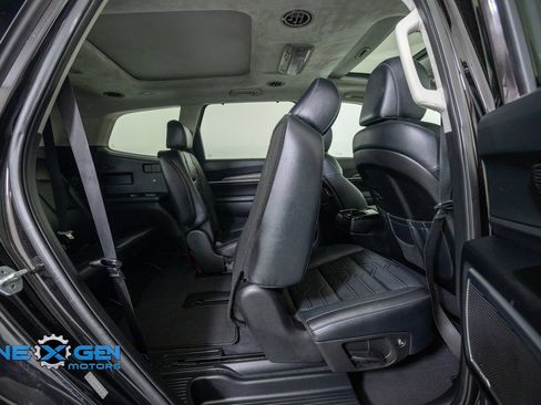 Used 2022 Kia Telluride SX w/ SX Prestige Package AWD/4WD image 39