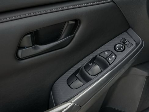 Used 2024 Nissan Sentra S FWD image 14