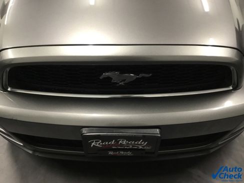 Used 2014 Ford Mustang Convertible image 26