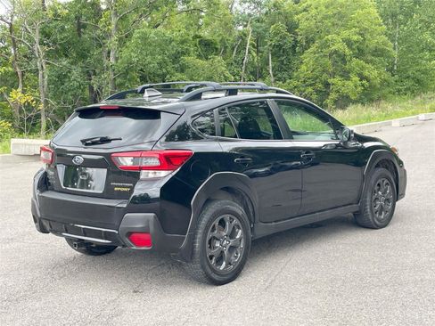 Used 2022 Subaru Crosstrek 2.5i Sport w/ Moonroof Package AWD/4WD image 3