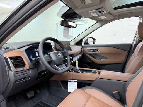 New 2026 Nissan Rogue Platinum w/ Platinum Premium Package AWD/4WD image 14