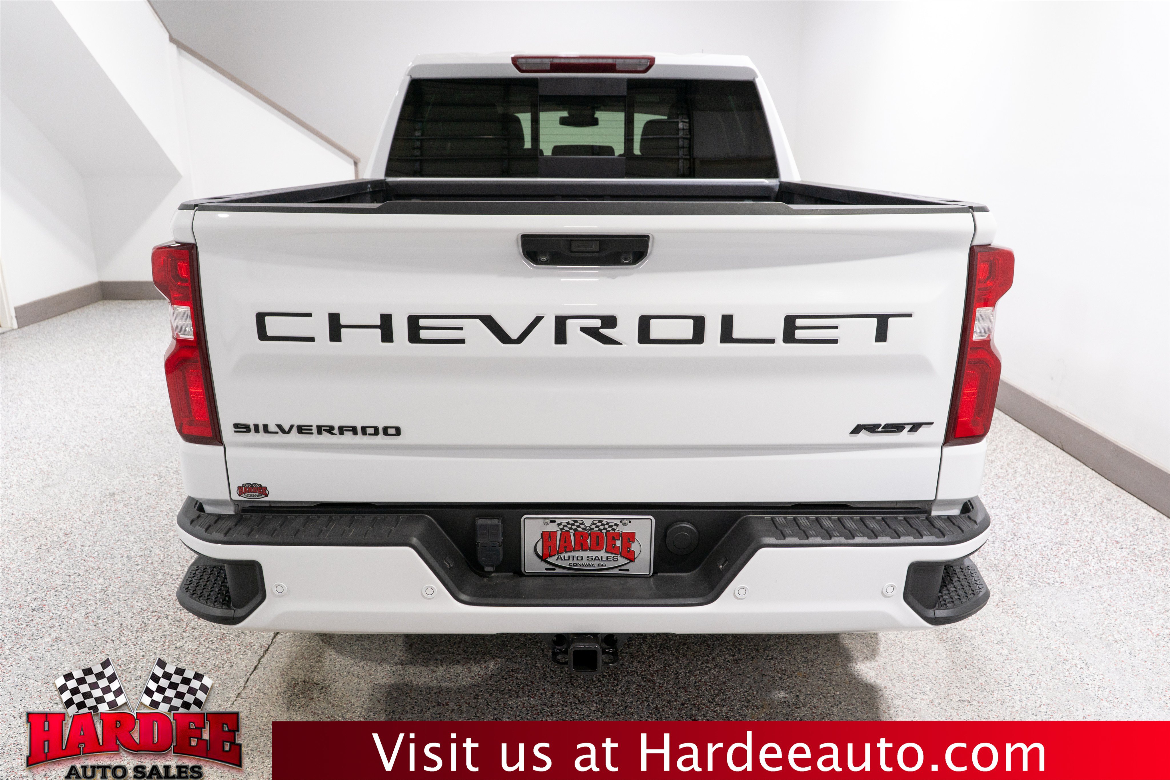 Used 2024 Chevrolet Silverado 1500 RST AWD/4WD image 4