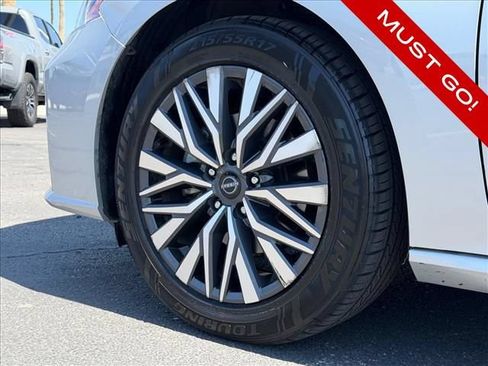Used 2024 Nissan Altima 2.5 SV FWD image 20