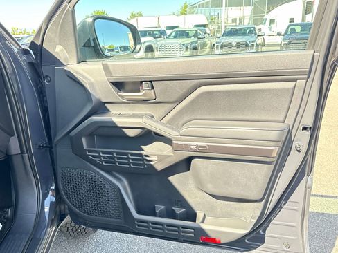 New 2026 Toyota Tacoma TRD Off-Road AWD/4WD image 16