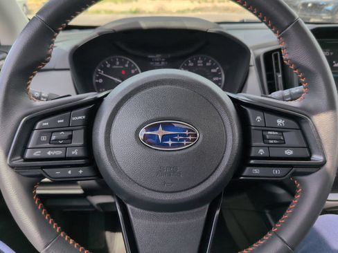 Used 2024 Subaru Crosstrek 2.5i Limited w/ Crosstrek Mirror Package AWD/4WD image 18