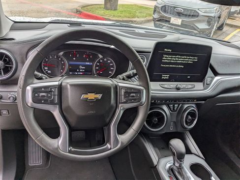 Used 2023 Chevrolet Blazer LT image 16